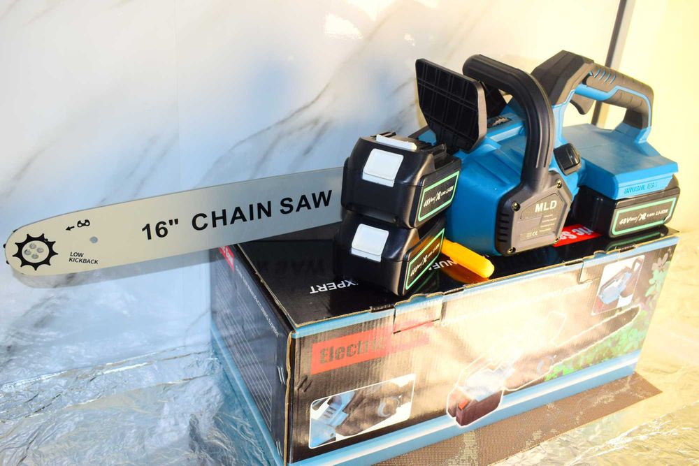 Большая Аккумуляторная цепная пила 41 СМ дисплей +2 аккумулятора +Бак