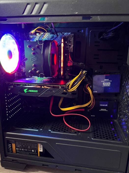 Komputer gamingowy i3-10100f / RX570 / WIN11