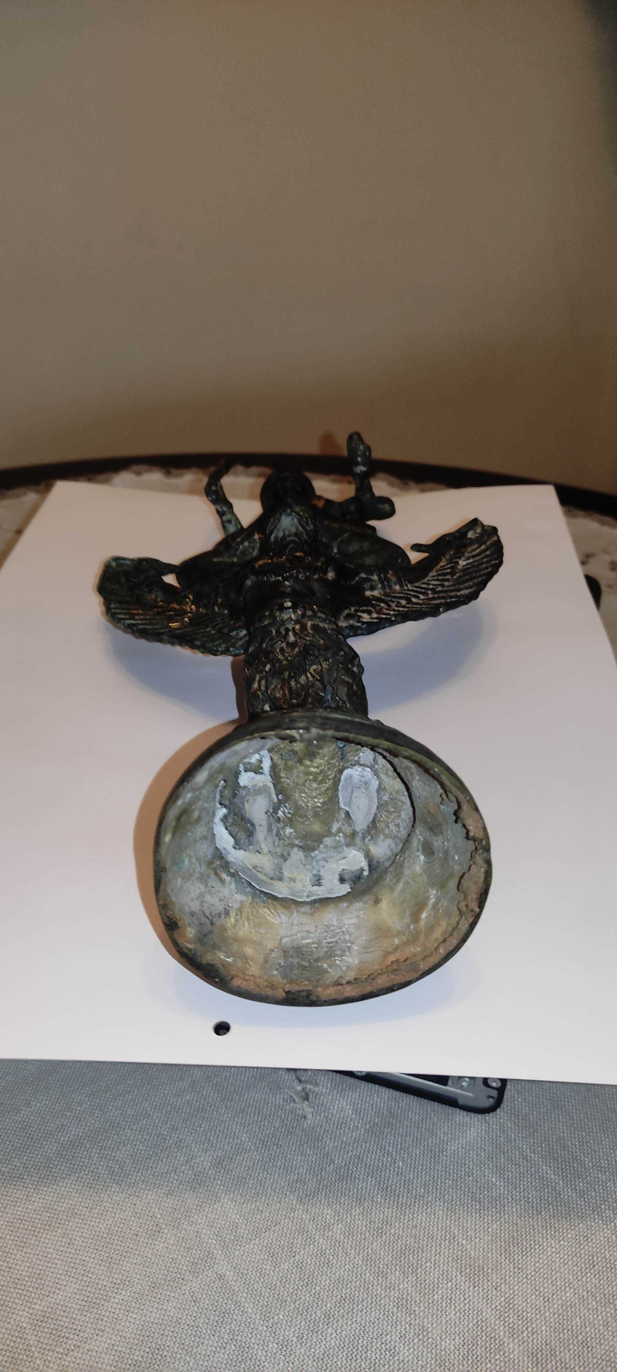 Estatueta Deus Vishnu montando Garuda - Imperio Khmer