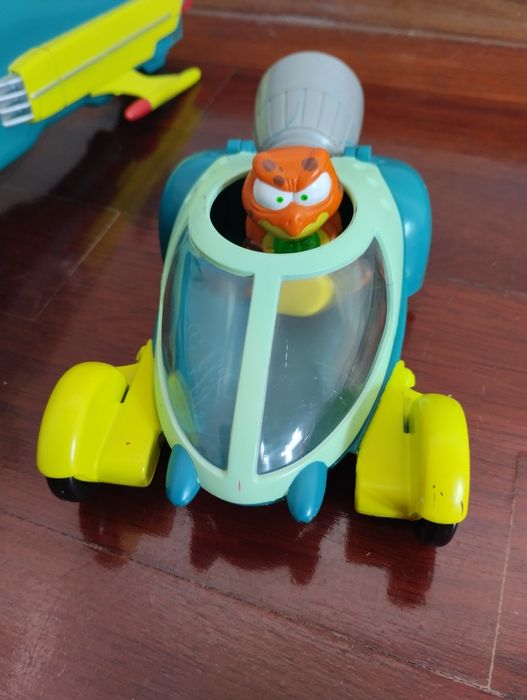 Space Jam Moron Airship Brinquedo