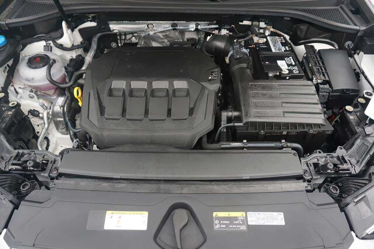 2022 Audi Q3 quattro Premium 40 TFSI
