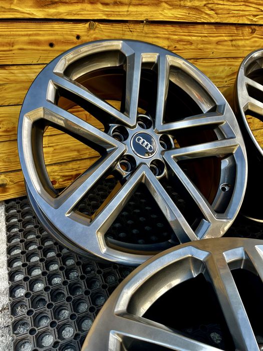 Диски 5/112 r18 Audi оригінал