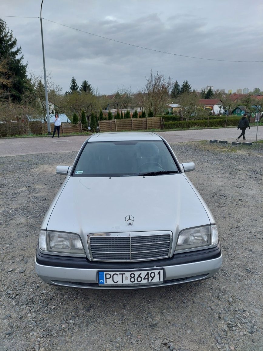 Mercdes Benz C180 rok 1993