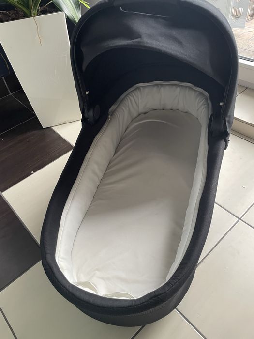 Sprzedam gondole cybex balios s lux