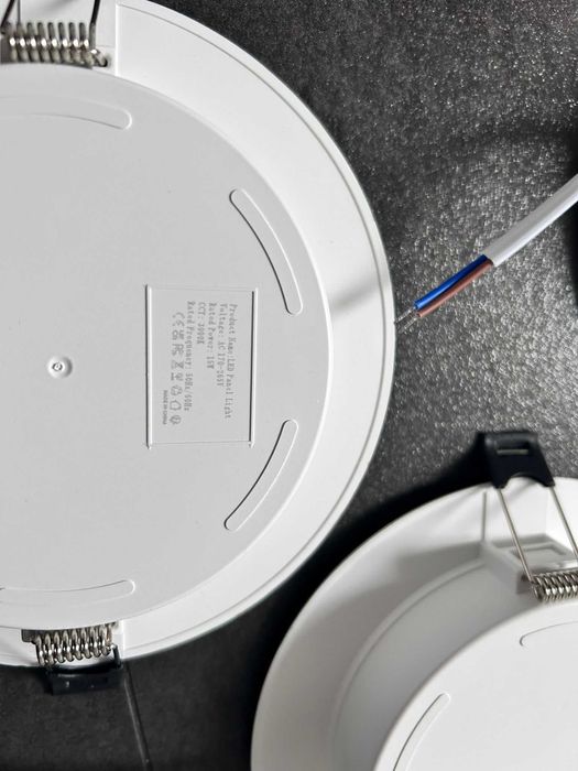 Lampa oczko sufitowe wpuszczane 15W, 3000K