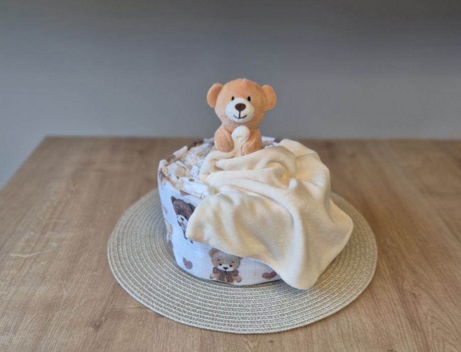 Tort z Pampersów-Baby Shower, narodziny dziecka, prezent