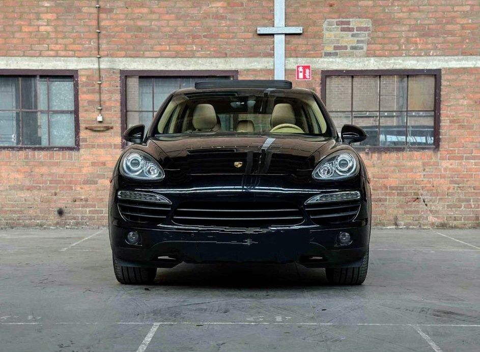 PORSCHE Cayenne S Hybrid 3.0 v6