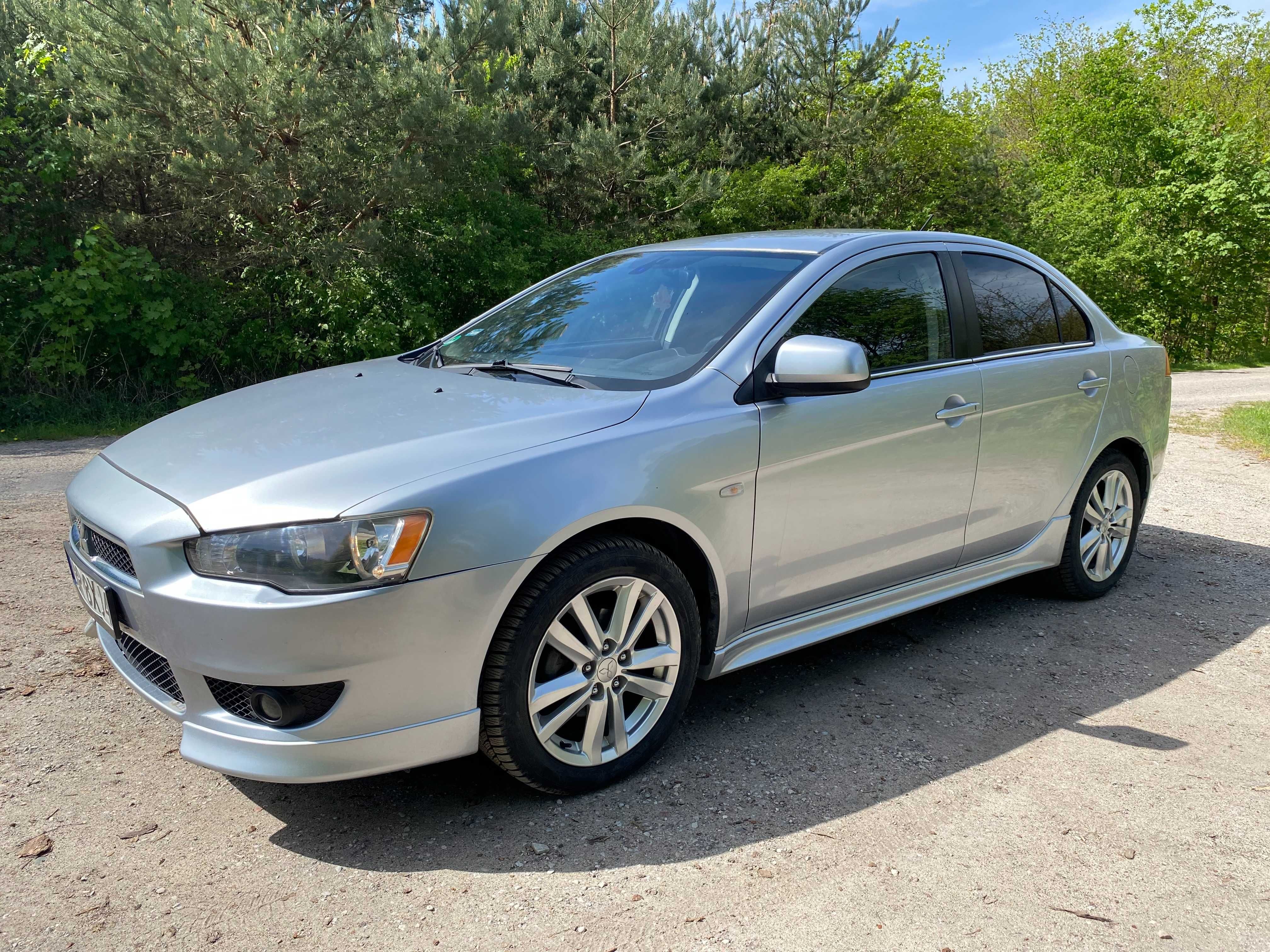 Mitsubishi lancer VIII 2.0 DID "INTENSE"