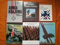 zestaw sześciu albumów/książek tematyka wojskowa