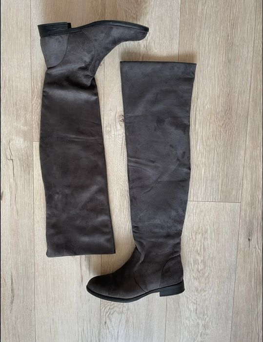 Szare kozaki muszkieterki za kolano