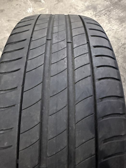 2 Pneus Usados 205/50/17 Michelin