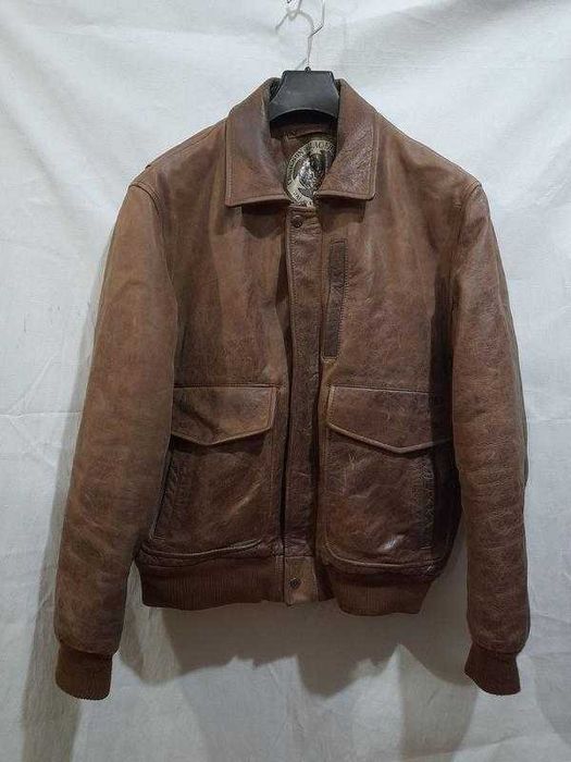 Мужская кожаная куртка бомбер французского бренда ﻿Chevignon, L