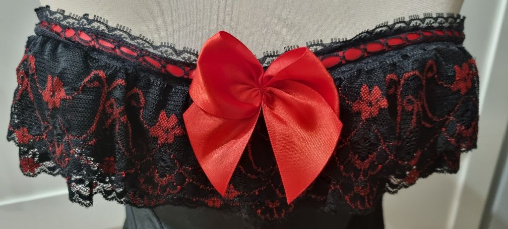 Sexowny gorset z paskami do ponczoch