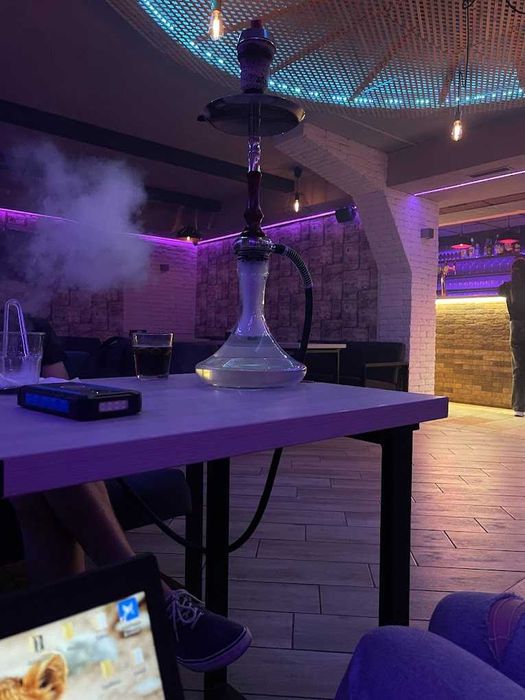Продам готовий бізнес кальянна Amster Club. Центр міста. Власник.