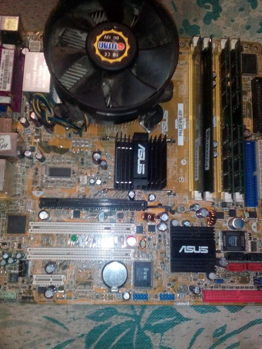 Материнская плата