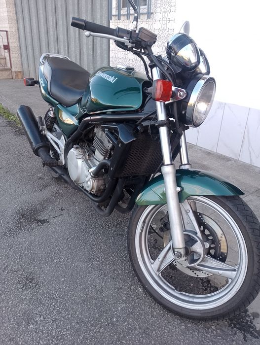 Kawasaki Modelo ER5