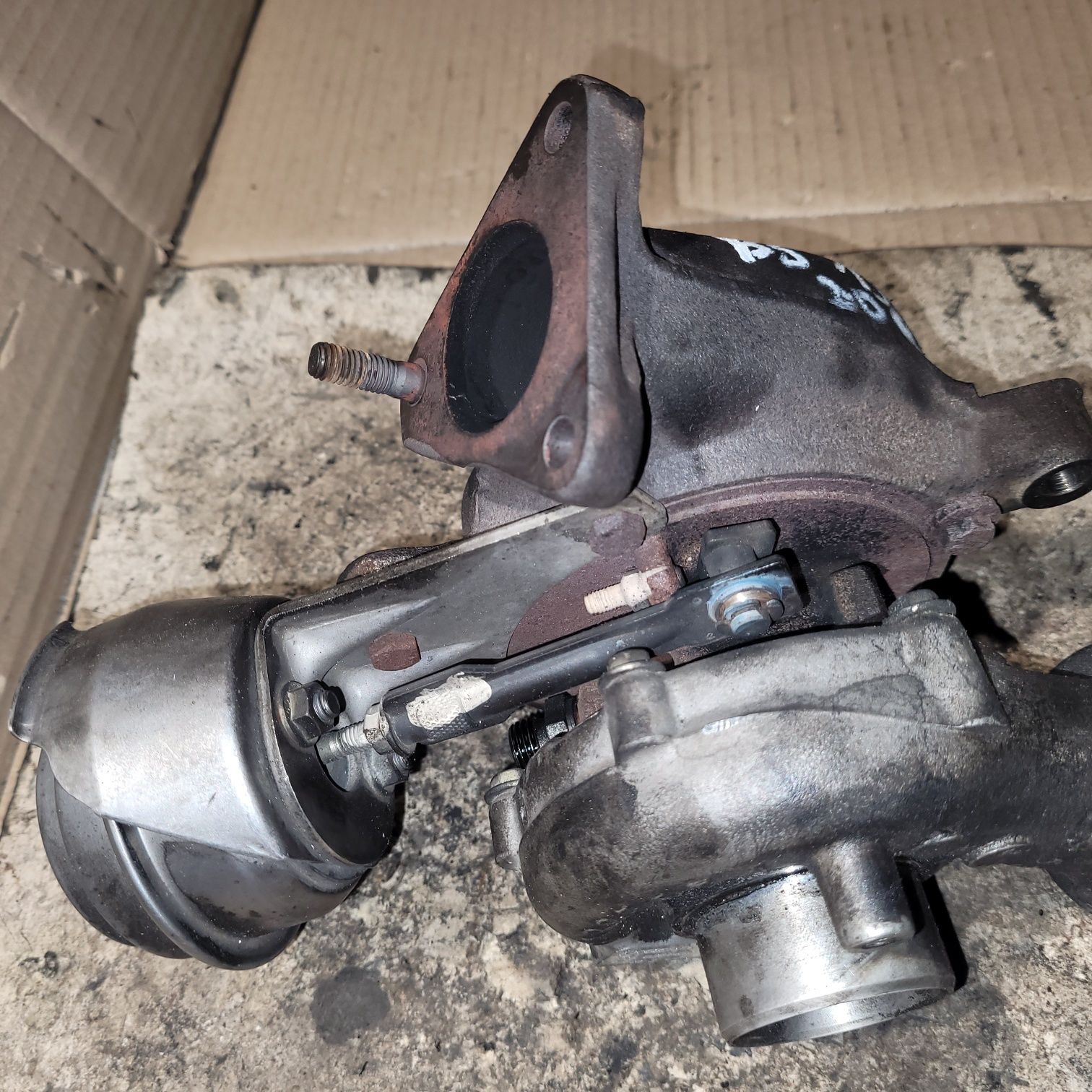 Turbosprężarka Garrett vw passat b5 LIFT audi 1.9TDI 130KM uszkodzona