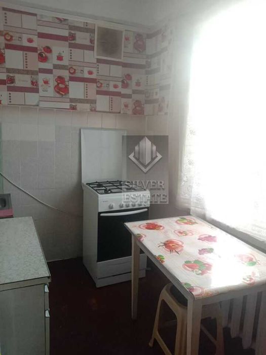 Продам 3-кімнатну квартиру по вул. Полякова, Шевченківський район