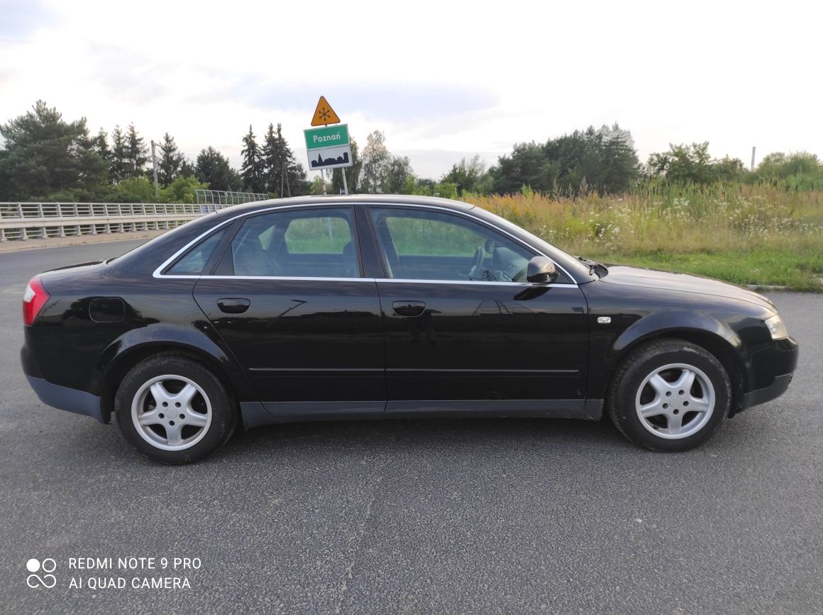 Audi A4B6 AUTOMAT 2.0 super stan ładny zadbany alufelgi ważne Oplaty