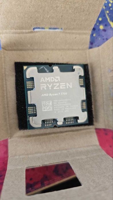 AMD Ryzen 7 7700