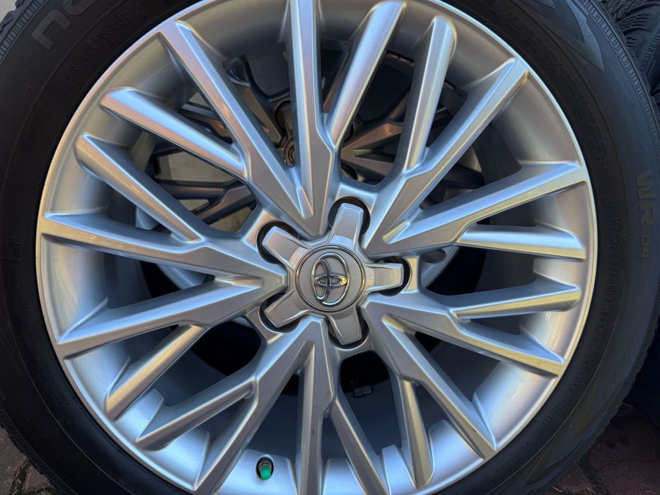 Toyota CHR komplet kół ORYGINAŁ