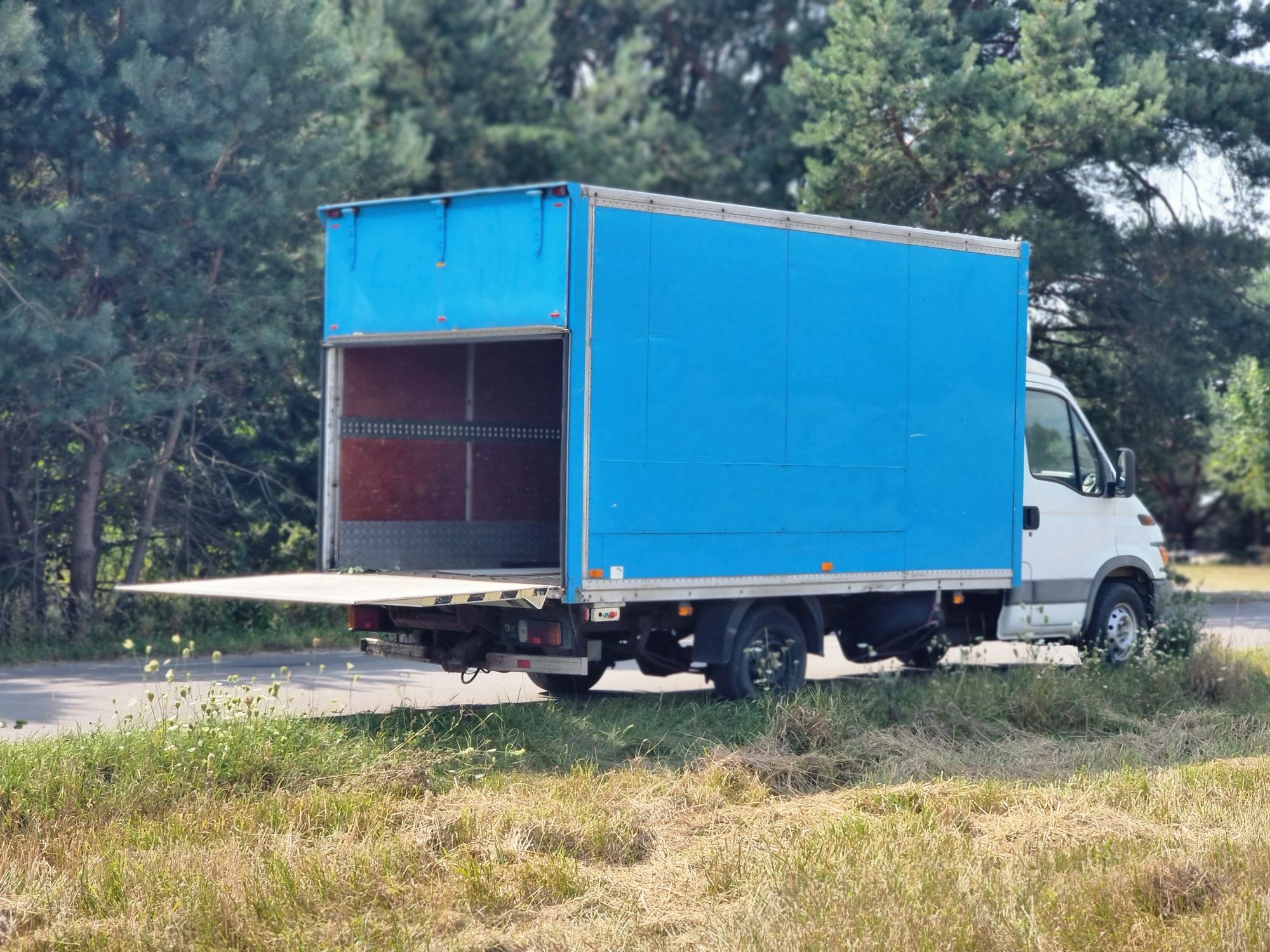 Iveco Daily C13 dmc 3,5 sprawny winda 750kg gotowy do biznesu