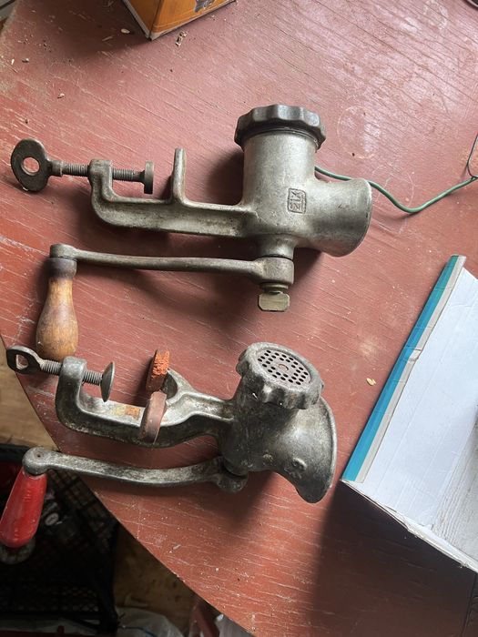 Мясорубка ручна стара