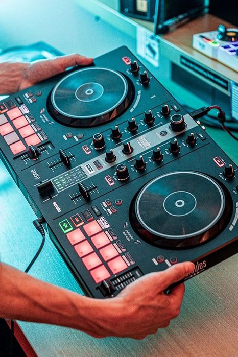 OPORTUNIDADE - Mesa de Mistura DJ - Impulse 200 MK2 Nova