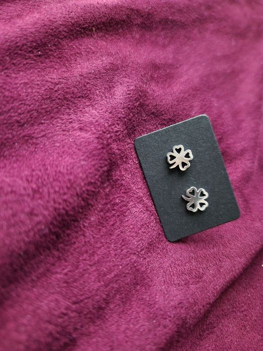 Srebrne kolczyki koniczyna stal chirurgiczna