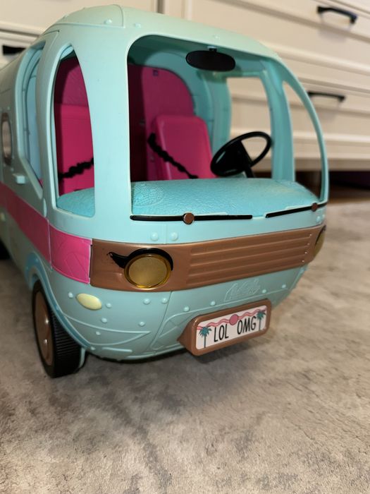 Автобус LOL, лялька в подарунок
