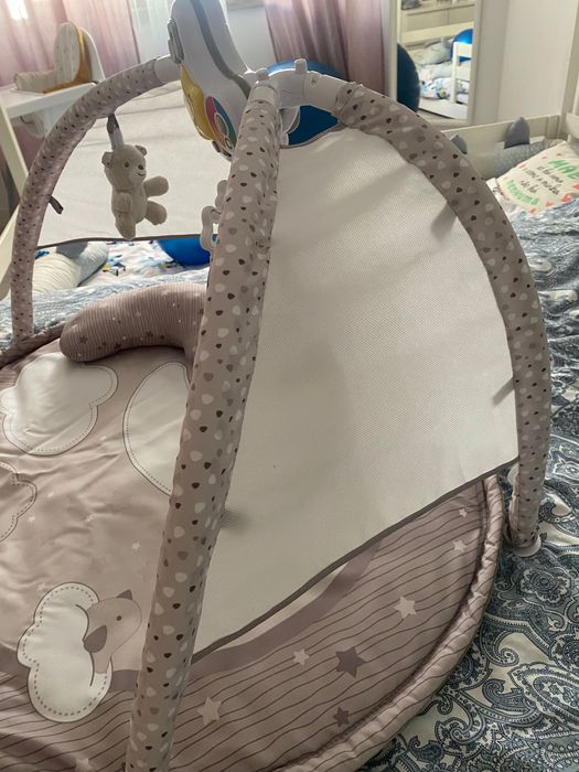 Tapete de atividades bebé