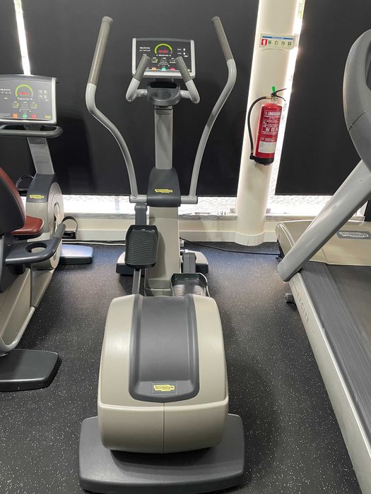 Elítica SYNCHRO Excite 500 Technogym