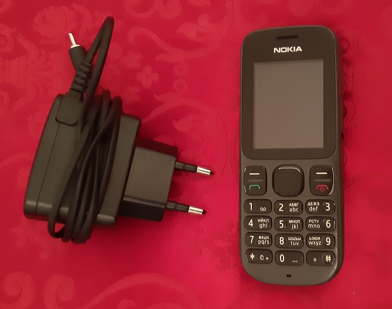 Nokia 101 мобильный телефон