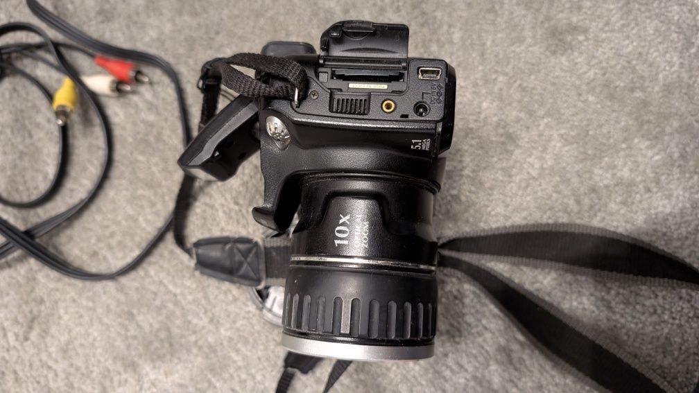 Aparat Fuji finepix s5600 + xd 512mb