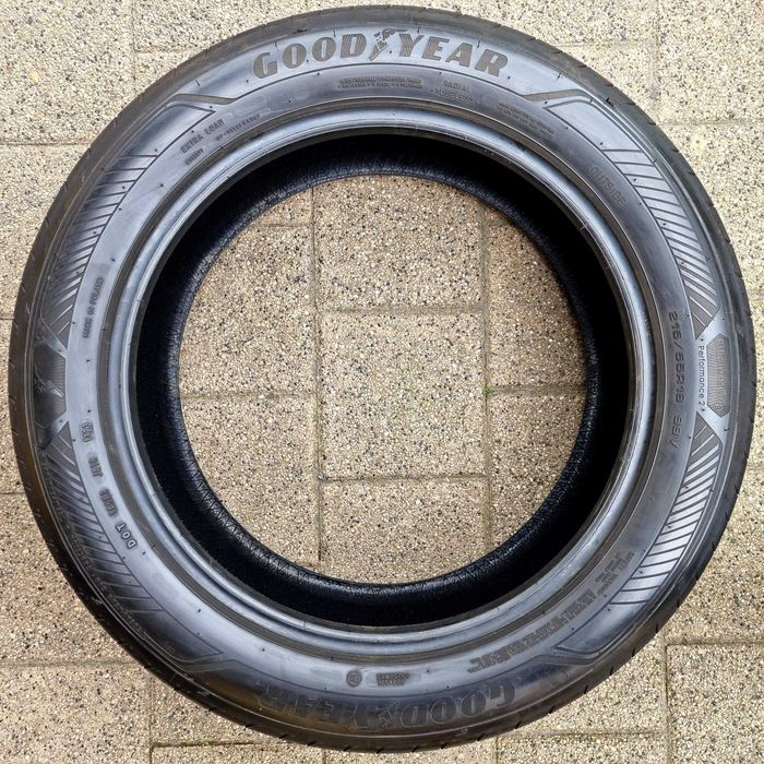 Goodyear EfficientGrip Performance 2 215/55R18 99V XL Rok 2023.11 Nowe
