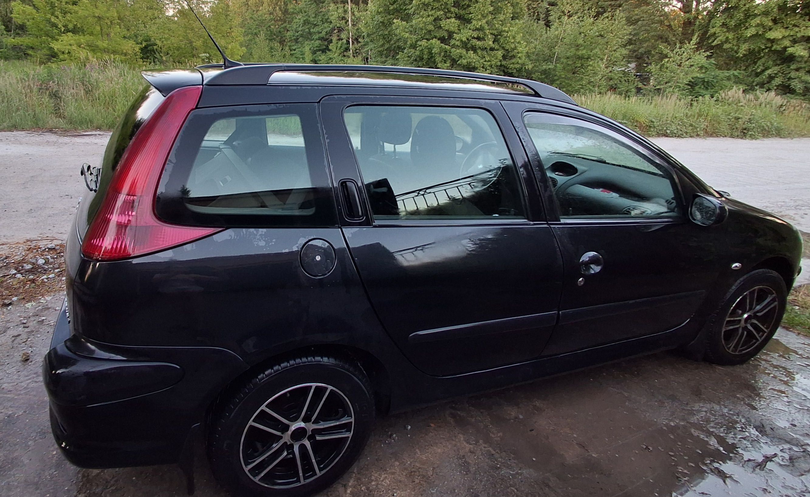 Peugeot 206 kombi - czarny