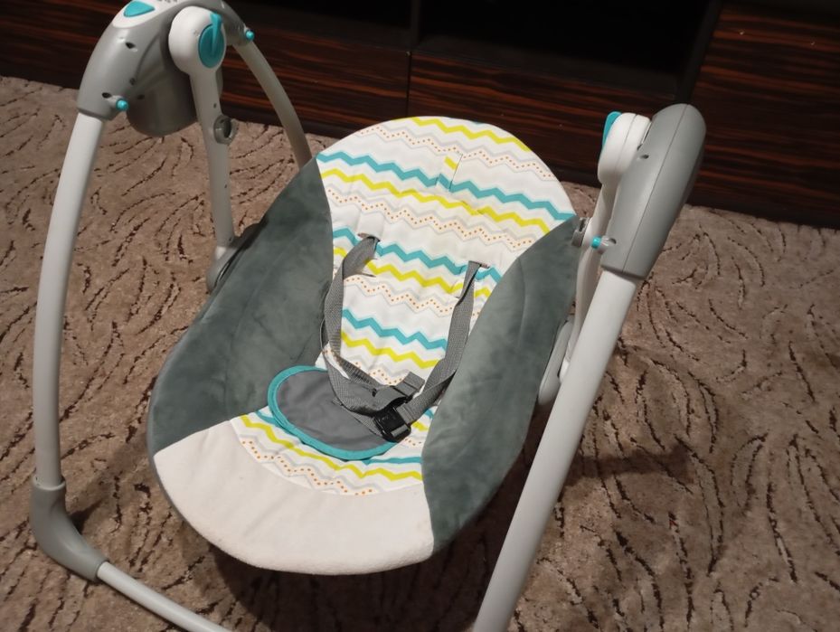 Продам дитячу гойдалку колиску