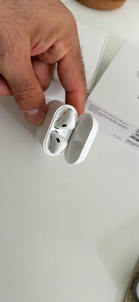 AirPods (2nd generation) usados