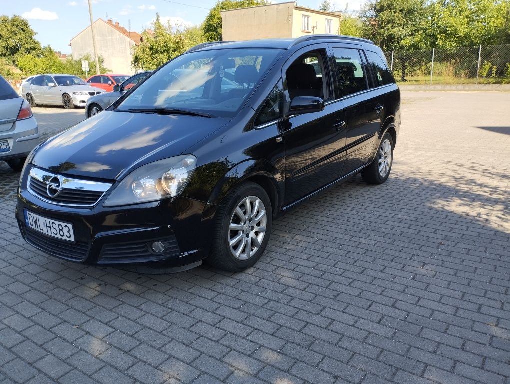 Opel Zafira 1.8 LPG instalacja gazowa 7 osobowy