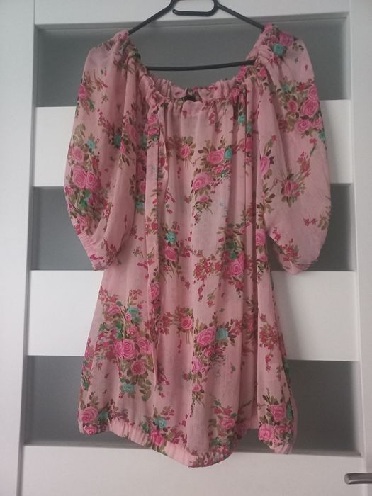 Bluzka damska w kwiaty