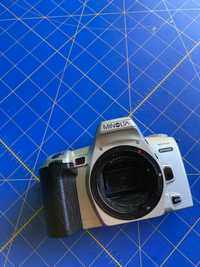 Minolta 404 SI Dynax - 35mm Film Camera-Não Testada