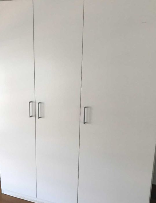 Szafa Ikea 3 drzwiowa 140 x 180 biała