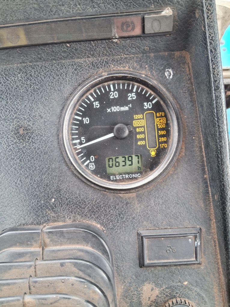 Продам трактор 82.1