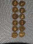 Chińskie znaki zodiaku z rzemykiem do zawieszania na szyi