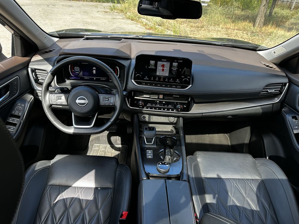 Nissan Rogue 2024  Platinum