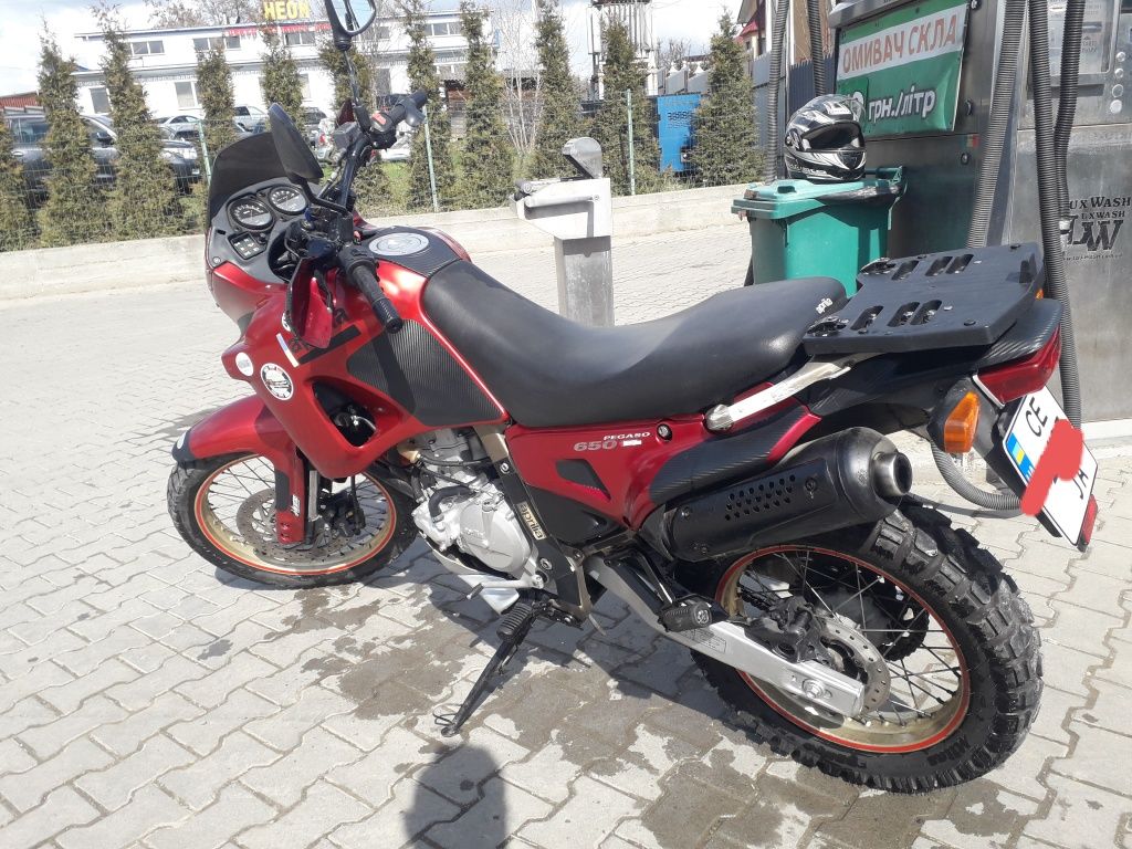 Ендуро Aprilia Pegaso 650cc