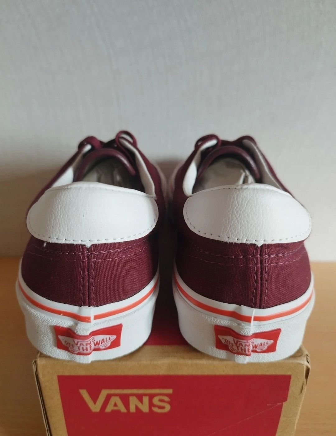 Vans tamanho 38,5 novos, nunca usados