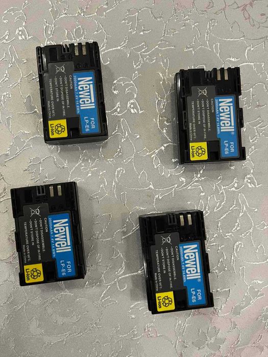 Акумулятор Canon LP-E6  Canon І зарядний пристрій до них