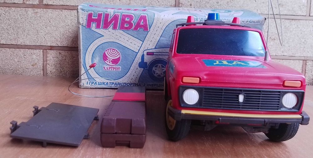 игрушка нива радиоуправляемая хартрон ссср