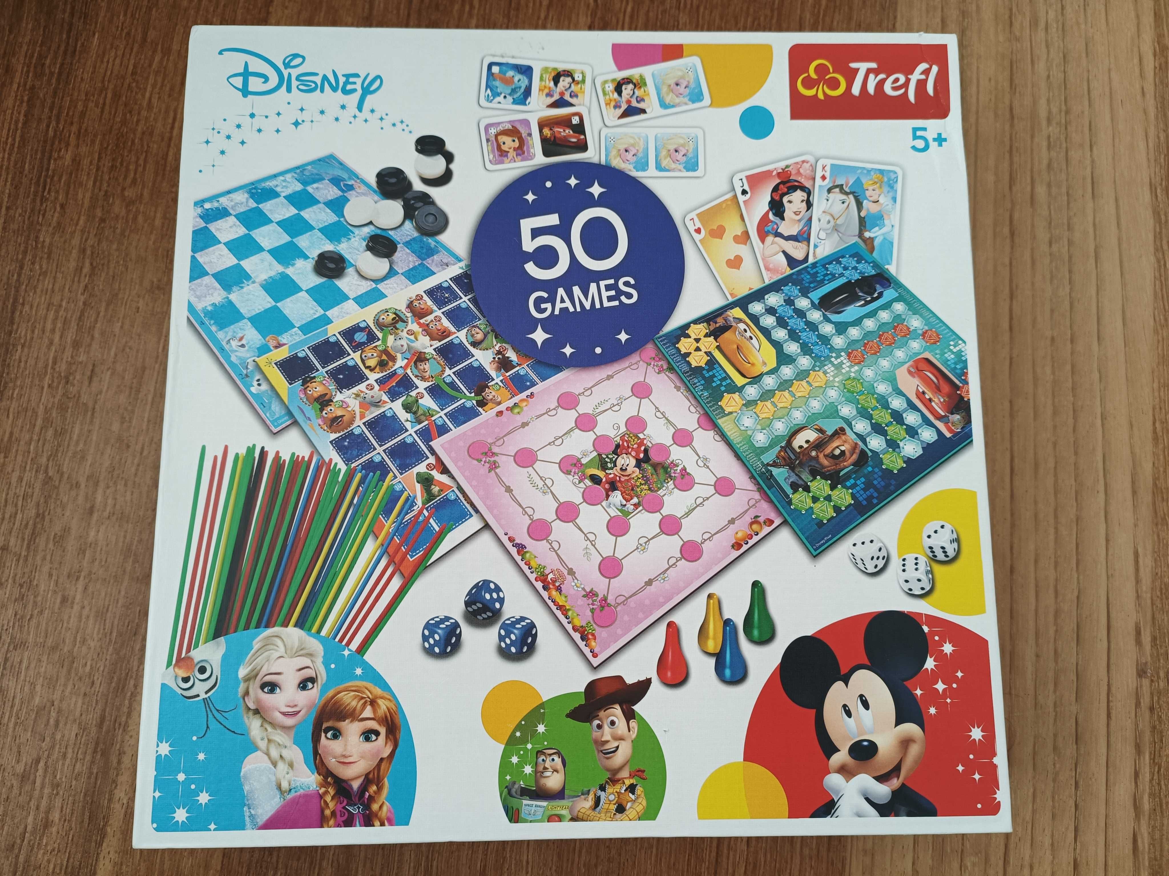 Vários brinquedos e livros para crianças